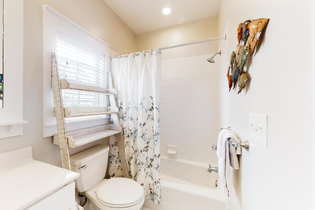 Barefoot Cottages #B8 Jasmine By The Bay Highland View Exterior photo